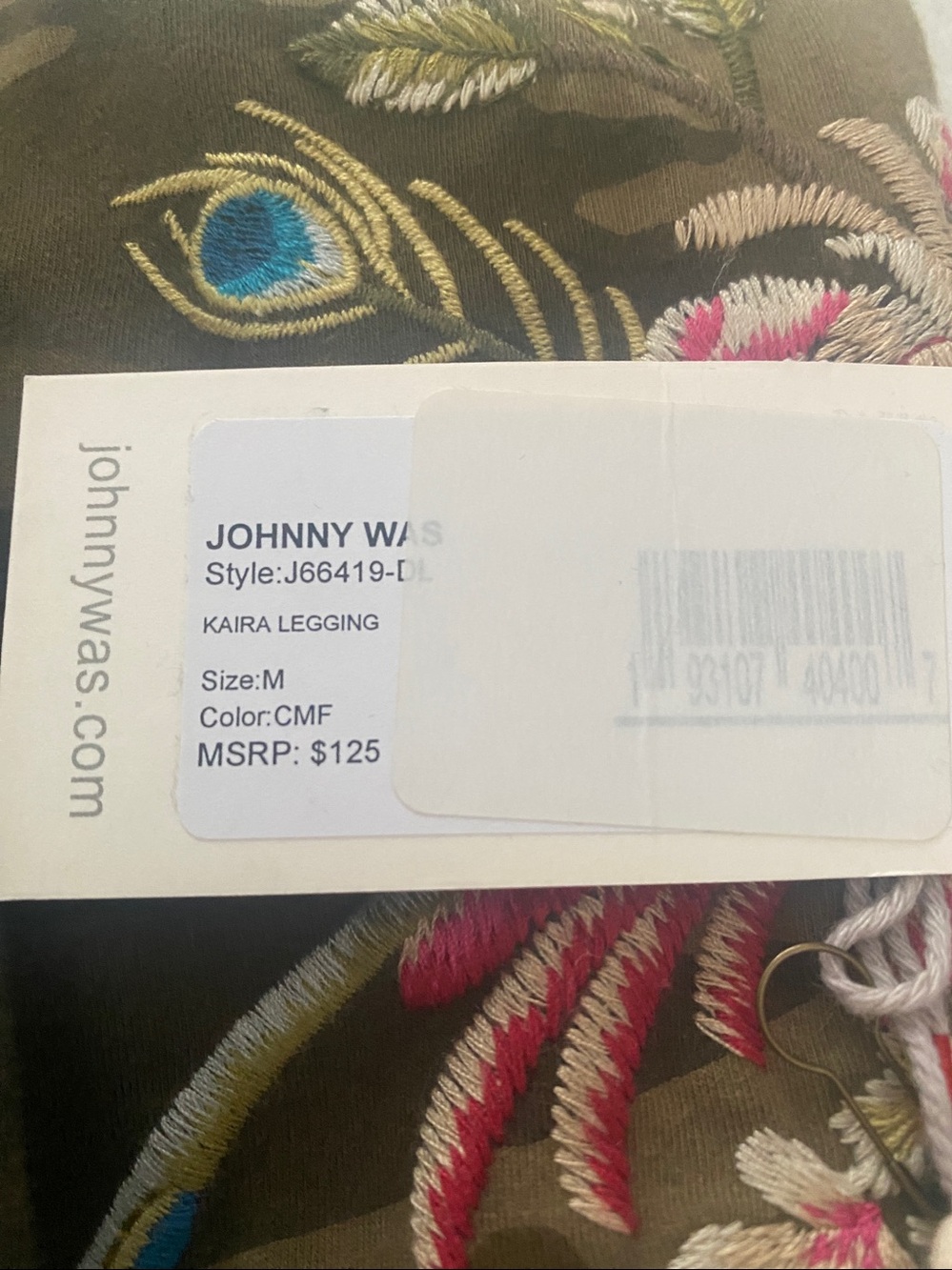 Johnny Was KAIRA Peacock floral Legging. Camo peacock floral design Medium - Picture 9 of 9